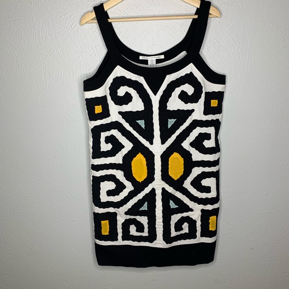 Diane Von Furstenberg Dresses & Skirts - Diane Von Furstenberg DvF Cookie sheath Dress